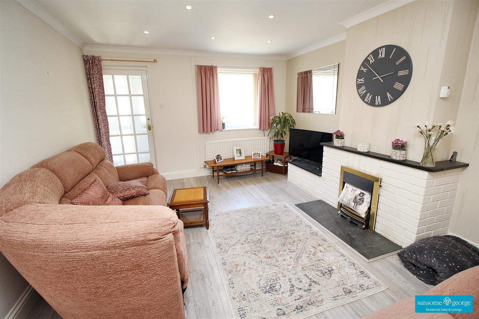 Sheraton Drive, Tilehurst, Reading